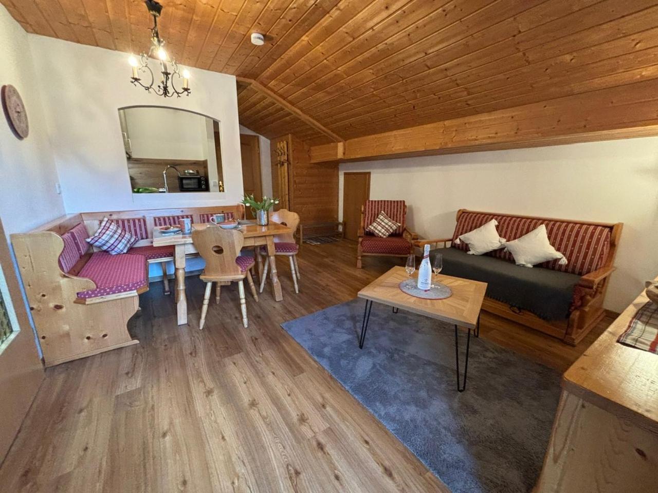 Ferienwohnung Bergfrieden Krun Room photo